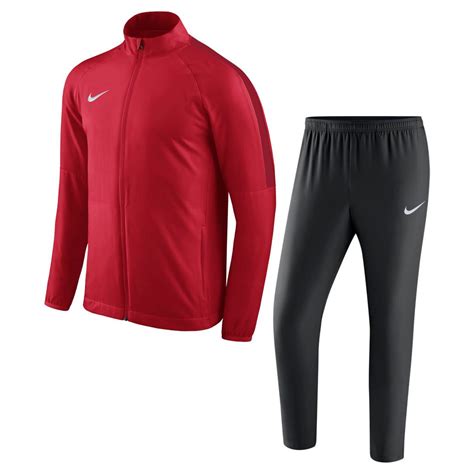 trainingsanzug nike herren rot|Herren Rot Trainingsanzüge (14) .